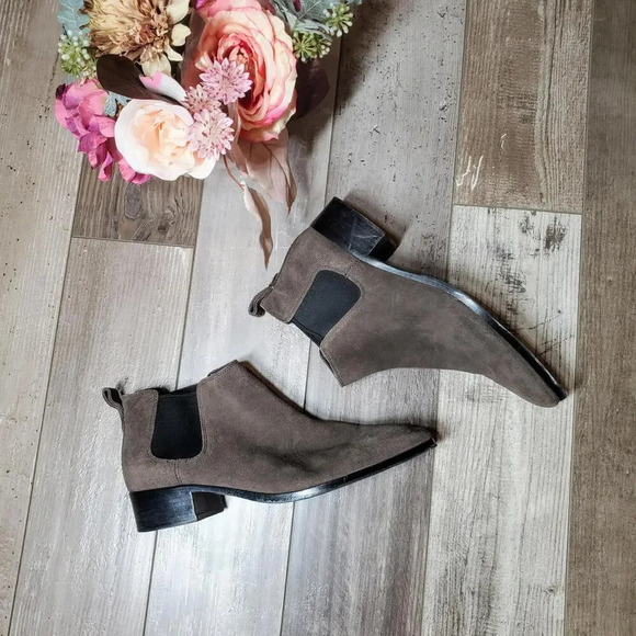 COACH Suffolk Suede Ankle Bootie (Q8709) Mink Women's Size 8.5B - Picture 5 of 12